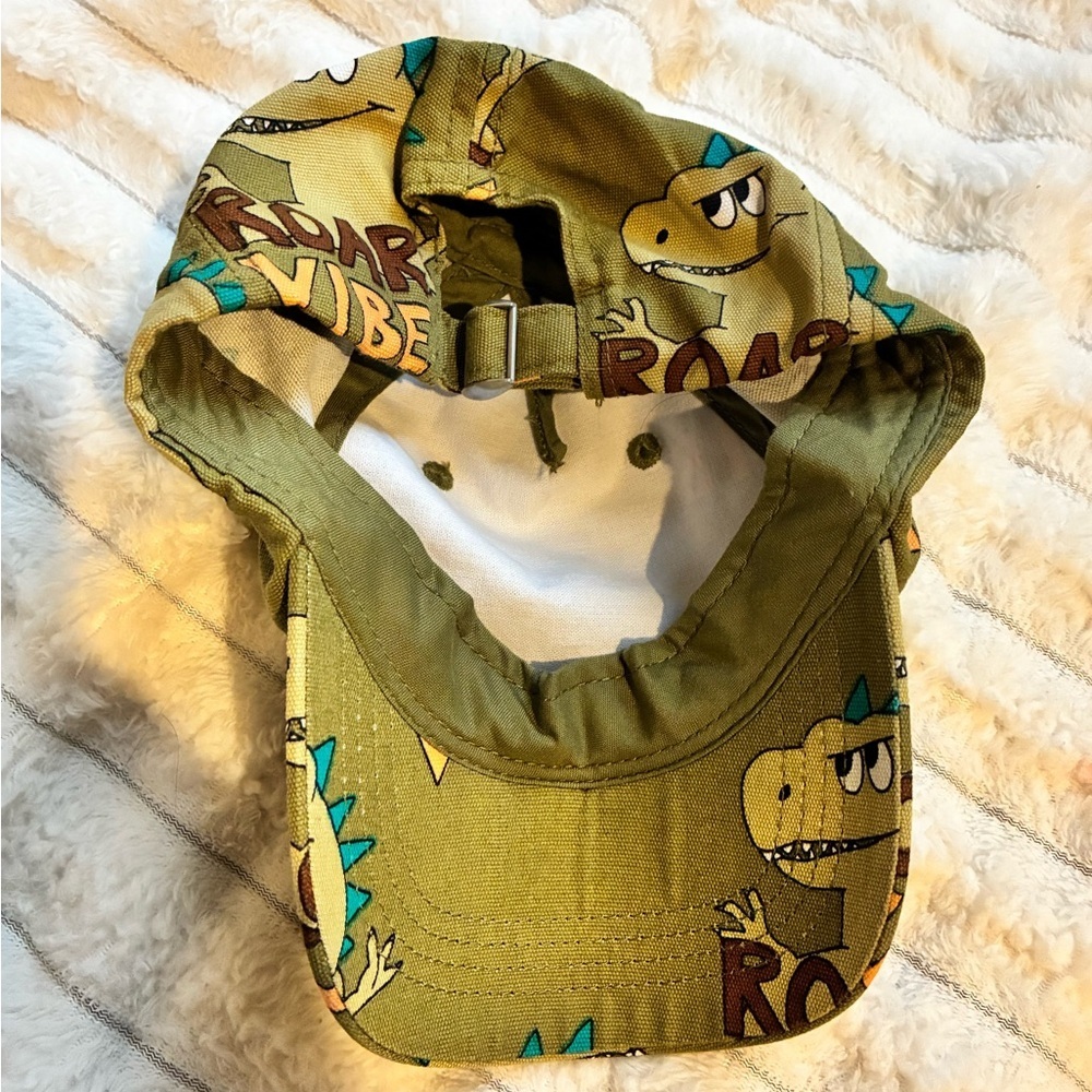 H&M Olive Green Cap with Dinosaur Print - Picture 4 of 4